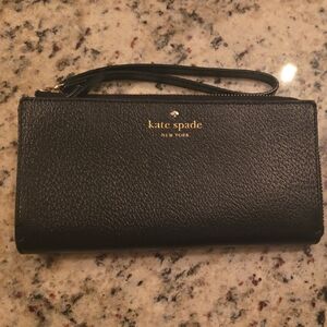 Kate Spade Black Textured Wristlet